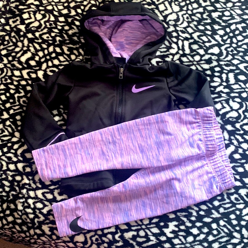 Toddler girls Nike dri-fit zip up hoodie/ leggings set